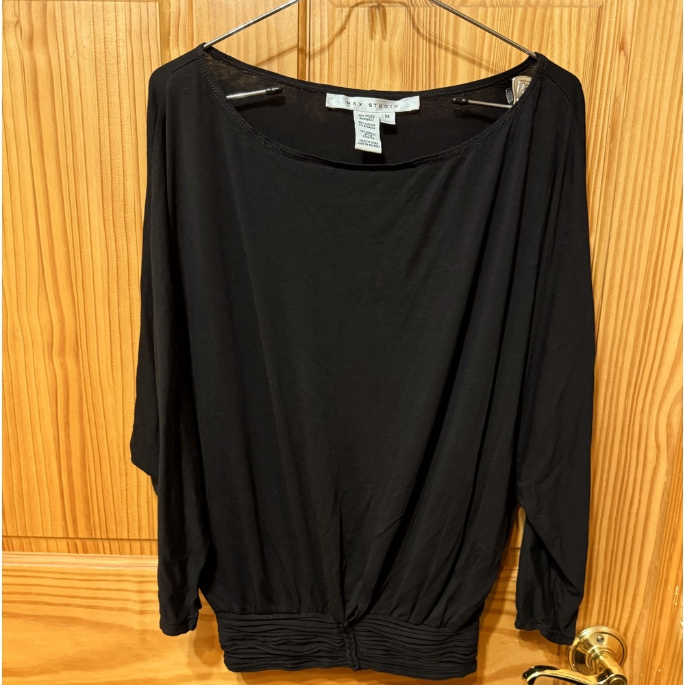 Max Studio size small dress top